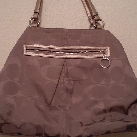 Coach Handbag - Picture 3 of 4